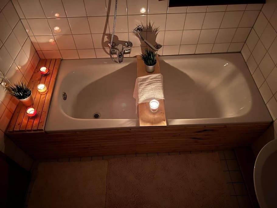 Boho Apartment In Der Stadtmitte لار المظهر الخارجي الصورة